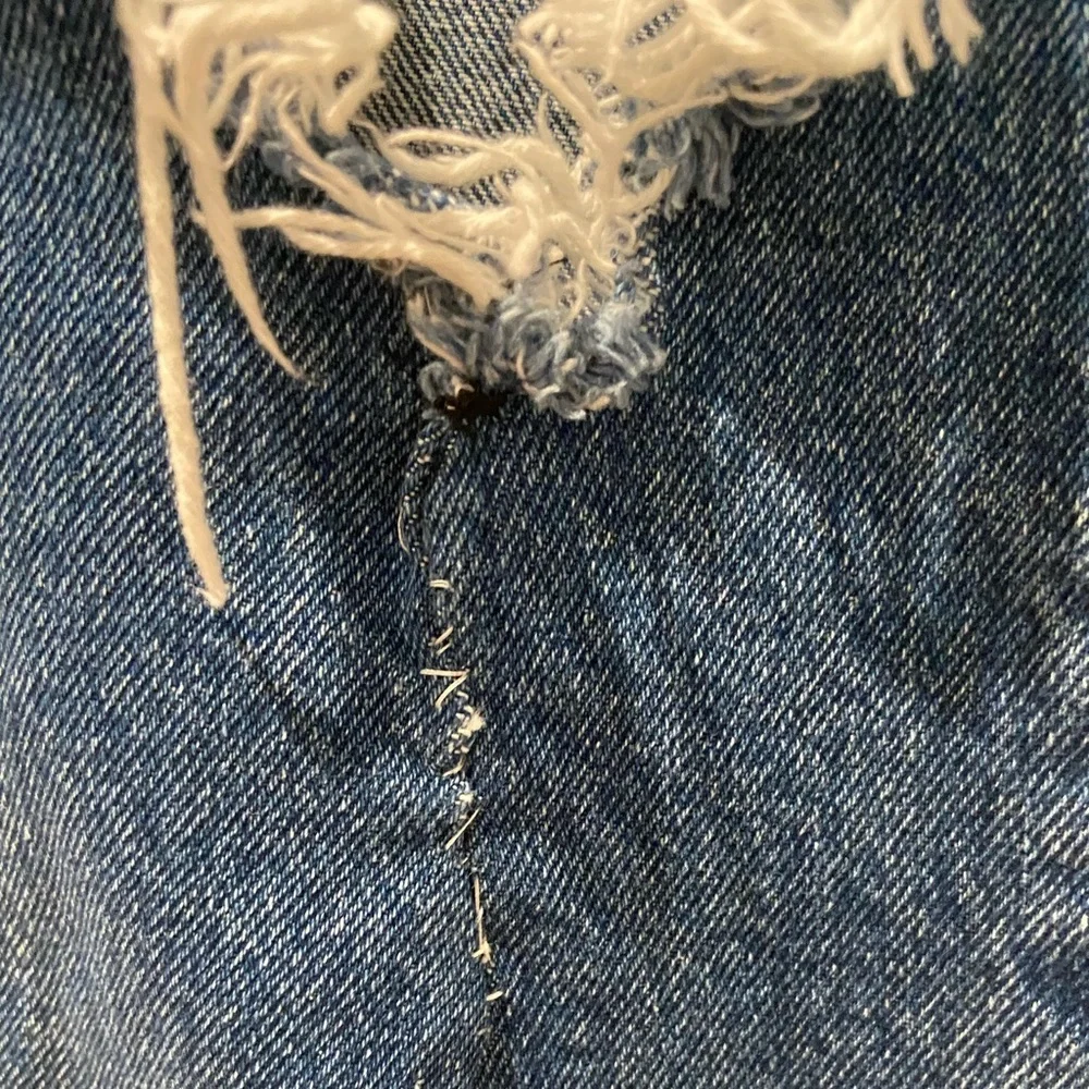 BDG Urban Outfitters Mom High Rise Distressed Jeans-W 26 Y2K